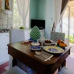 Jasmine House דירה לטויאני