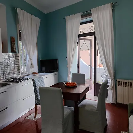 Apartment Jasmine House Letojanni