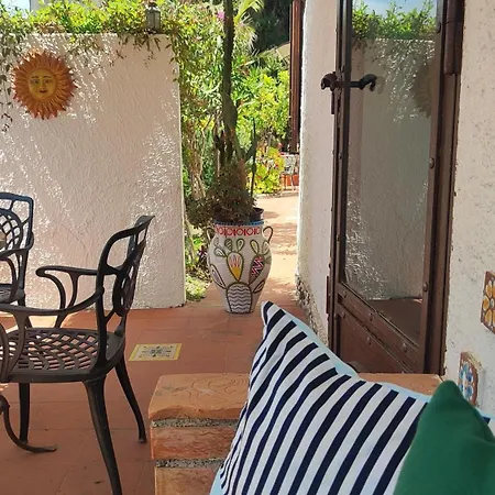 Jasmine House Apartmán