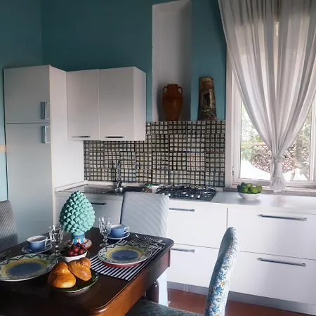 Jasmine House Apartament Letojanni